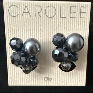 Corolee vintage clip on earrings
